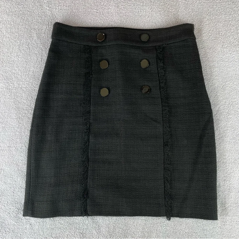 Karl Lagerfeld Fringe Mini Skirt Women's Size 2 Buckle Black Six Buttons Office - Picture 3 of 12